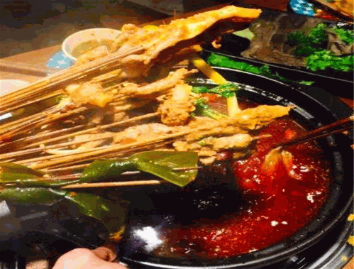 口水流串串香 口水流串串香