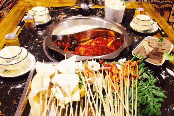 飞碟绝味串串香