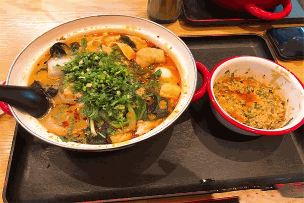 杨园福麻辣烫