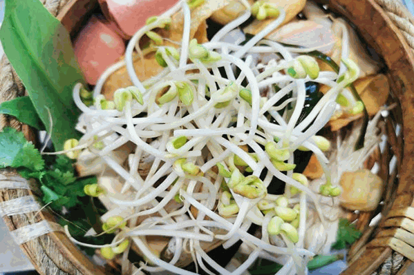 万婆麻辣烫