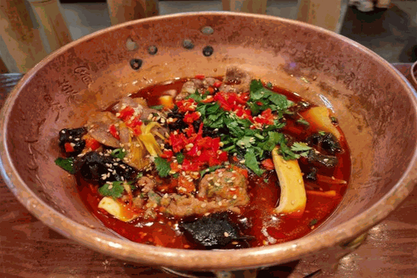 火抵捞成都砂锅冒菜
