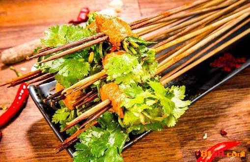 龙串串