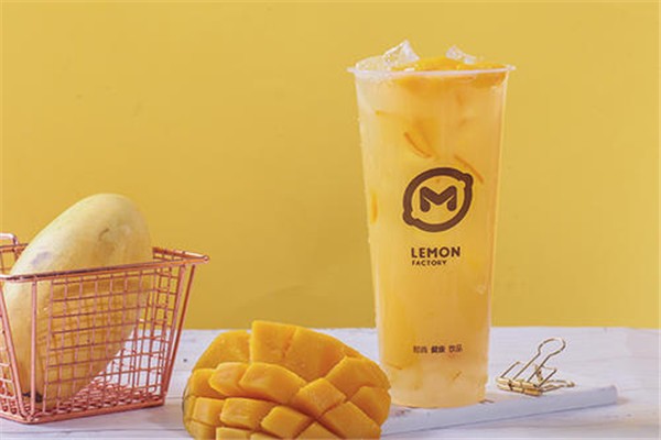 柠檬工坊鲜果茶饮店加盟 吸金能力不容小觑
