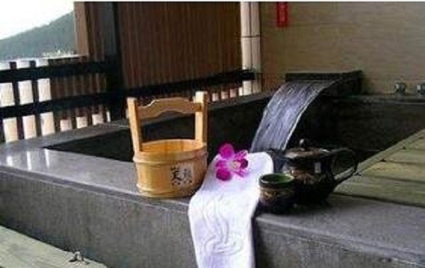 驱风碱养生店