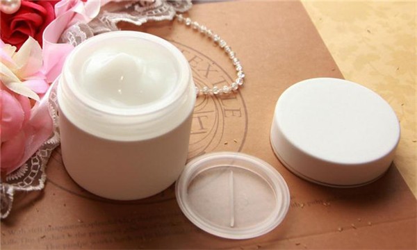睿骋化妆品