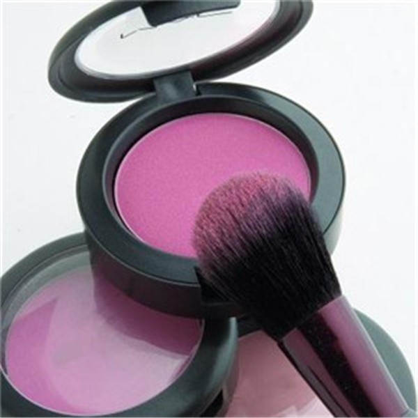 三元里彩雪化妆品